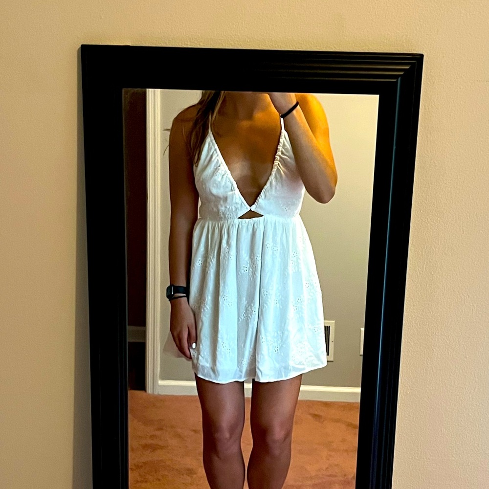 NWT Hazel Boutique White Eyelet Dress